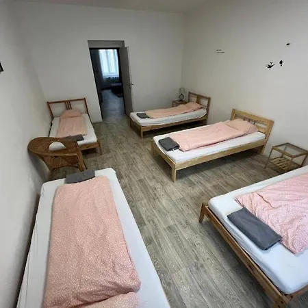 Apartment Apartmans For 2 Or 6 Peoples 12 Min By Walk From The Center Brno