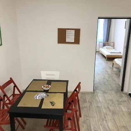 Apartmans For 2 Or 6 Peoples 12 Min By Walk From The Center