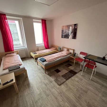 Apartment Apartmans For 2 Or 6 Peoples 12 Min By Walk From The Center *