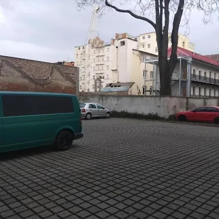 Apartment Apartmans For 2 Or 6 Peoples 12 Min By Walk From The Center Brno